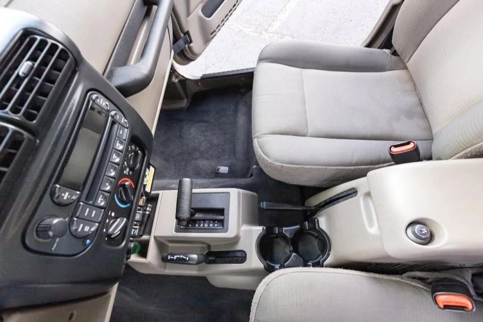 2005 Jeep TJ Wrangler - Image 8 of 9