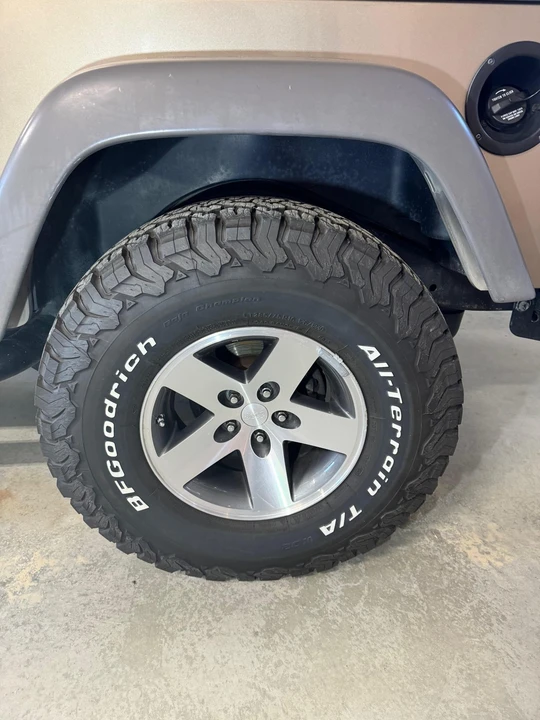2005 Jeep TJ Wrangler - Image 25 of 31