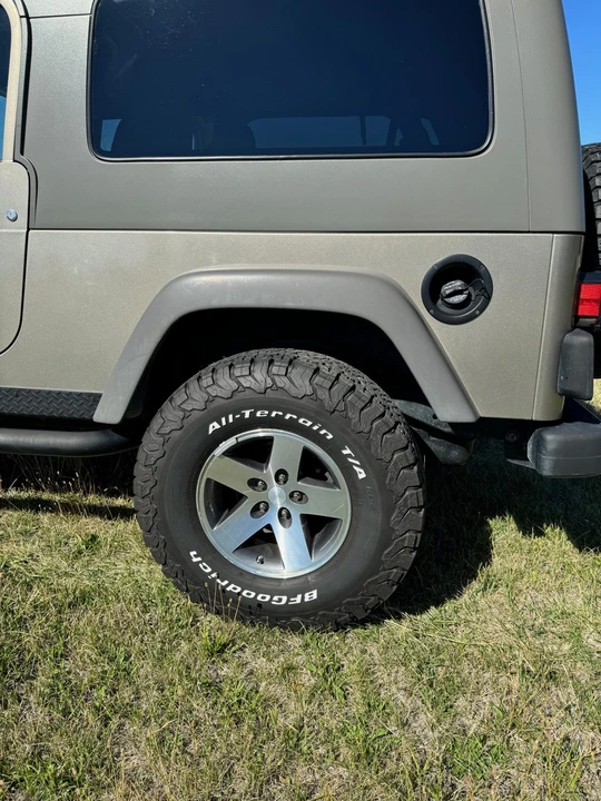 2005 Jeep TJ Wrangler - Image 21 of 31