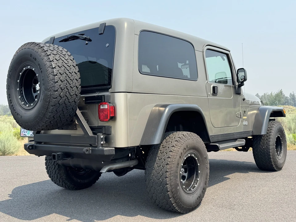 2005 Jeep TJ Wrangler - Image 28 of 31
