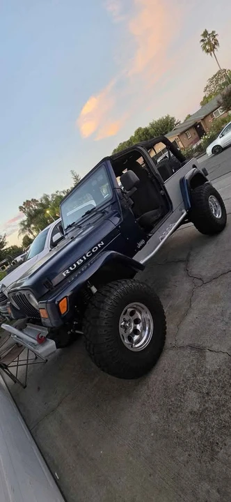 2005 Jeep TJ Wrangler - Image 4 of 5
