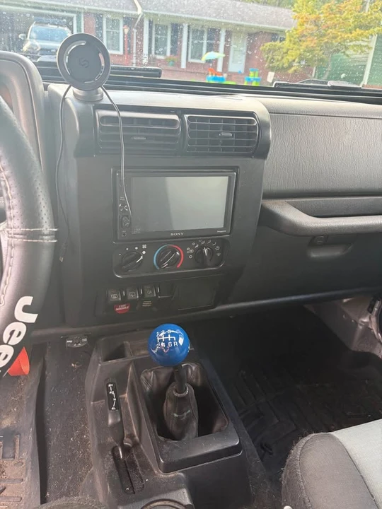 2005 Jeep TJ Wrangler - Image 14 of 16