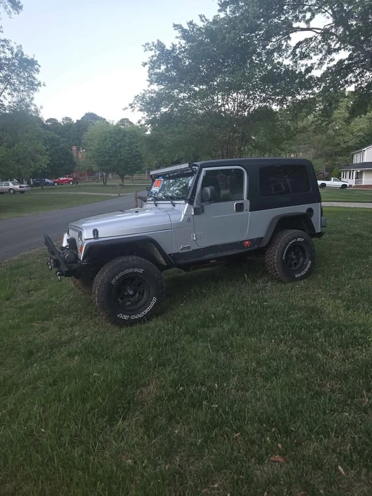 2005 Jeep TJ Wrangler - Image 7 of 8