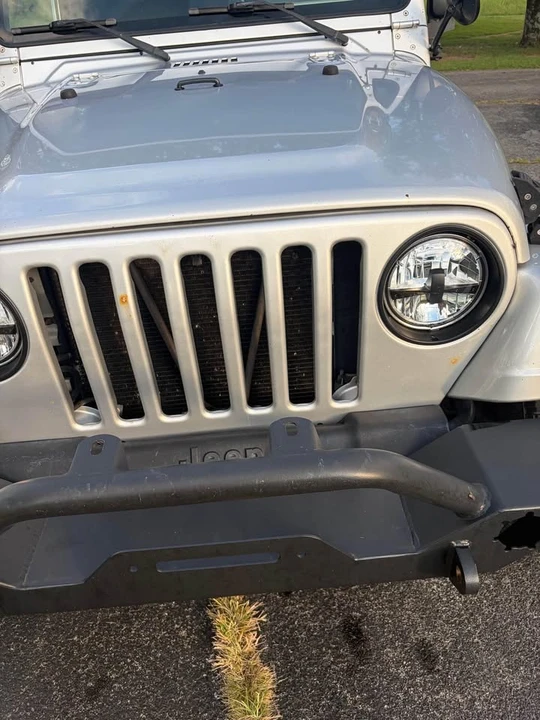 2005 Jeep TJ Wrangler - Image 10 of 16