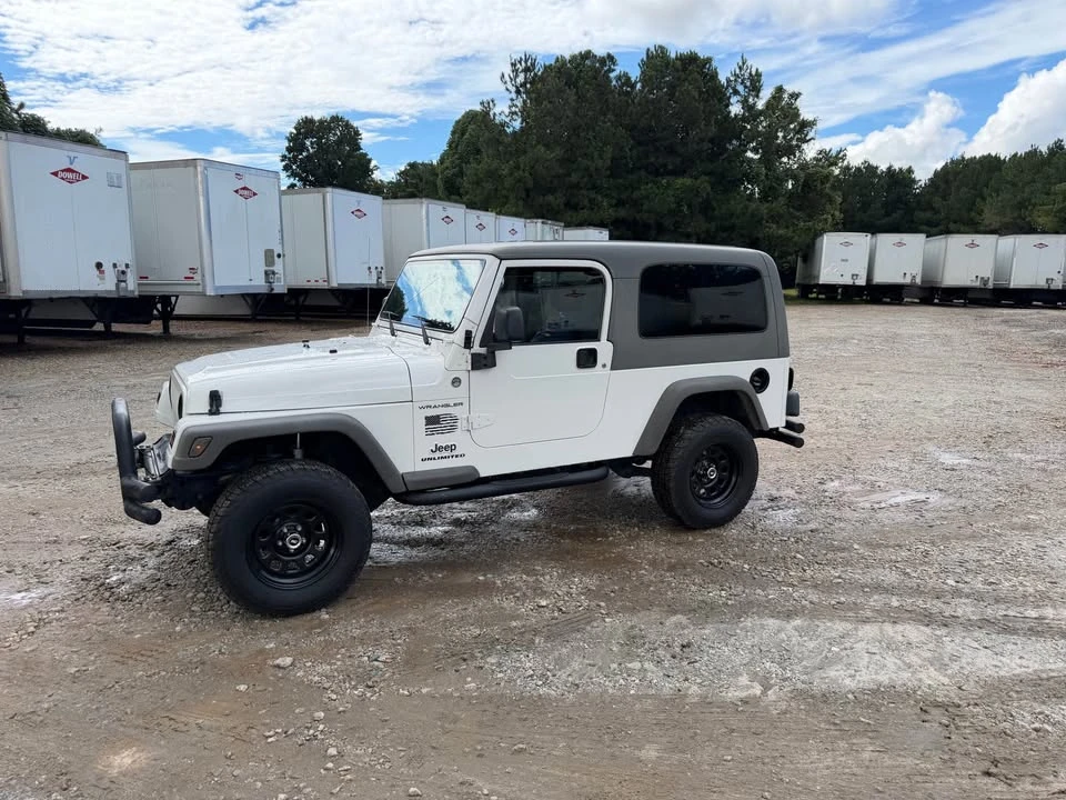 2005 Jeep TJ Wrangler - Image 2 of 14