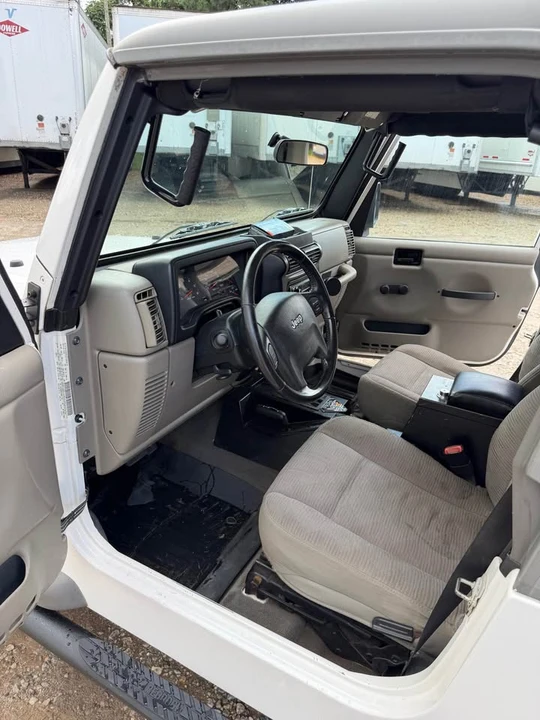2005 Jeep TJ Wrangler - Image 10 of 14