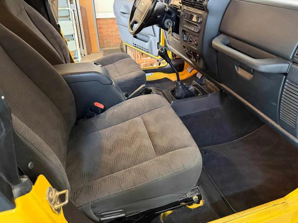 2005 Jeep TJ Wrangler - Image 9 of 20