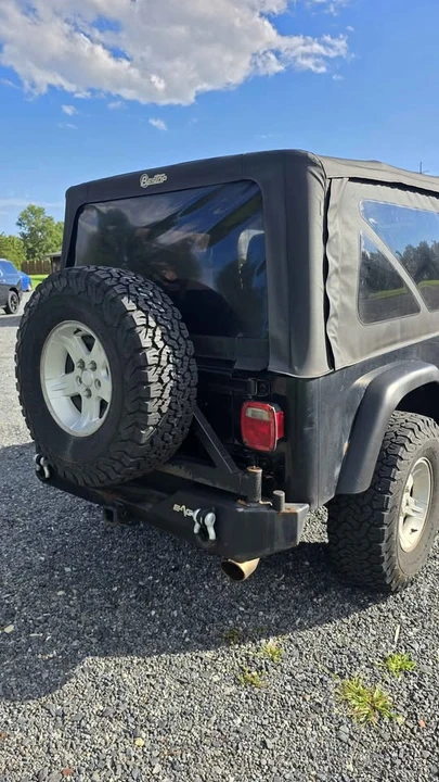 2005 Jeep TJ Wrangler - Image 4 of 10
