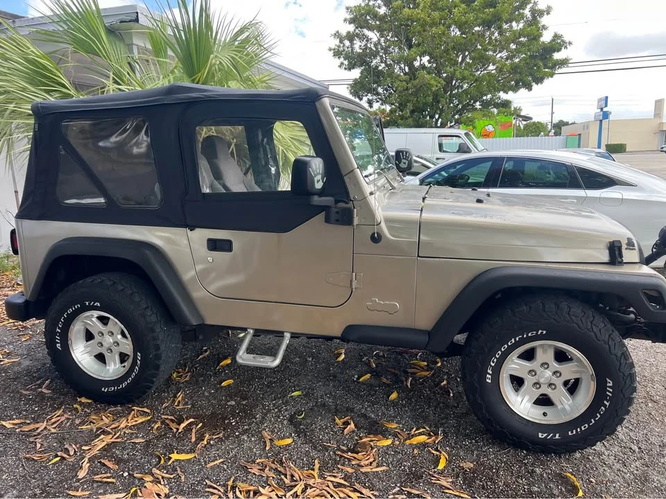 2005 Jeep TJ Wrangler - Image 2 of 12