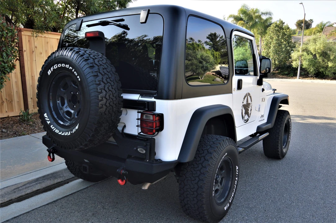 2005 Jeep TJ Wrangler - Image 10 of 31