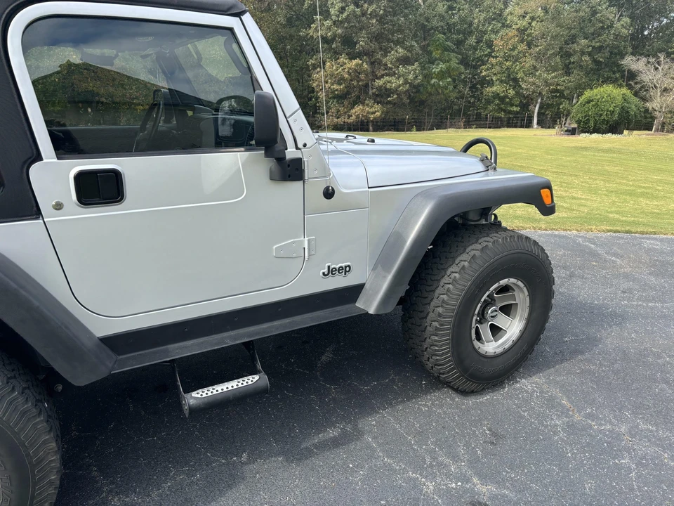 2005 Jeep TJ Wrangler - Image 17 of 31