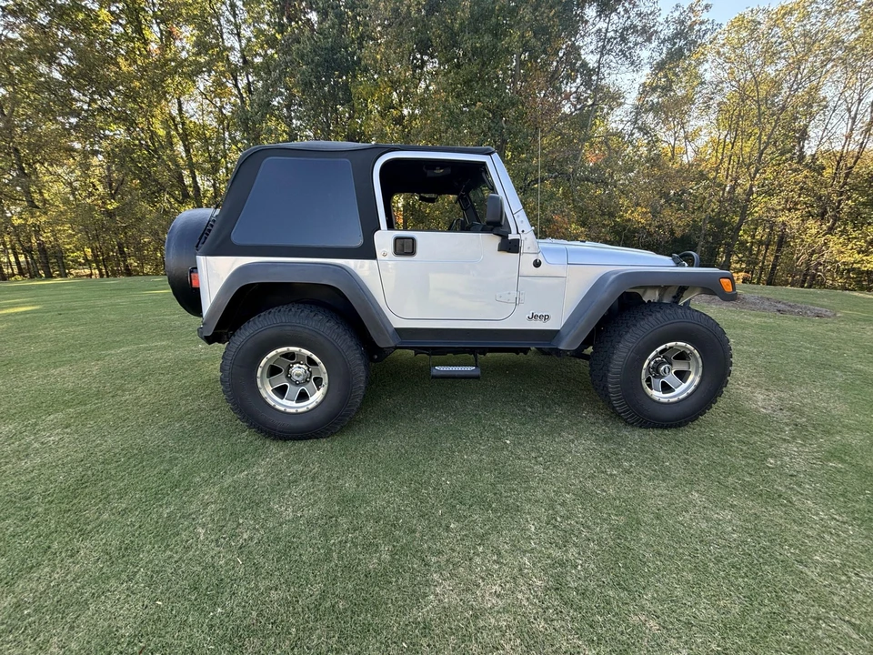 2005 Jeep TJ Wrangler - Image 5 of 31