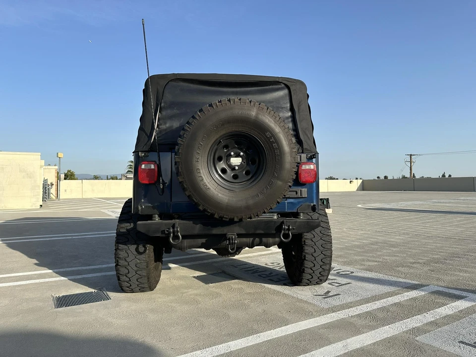 2005 Jeep TJ Wrangler - Image 28 of 31