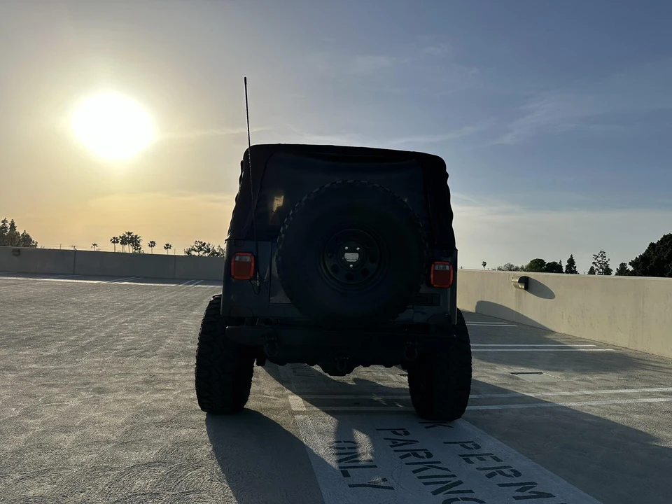 2005 Jeep TJ Wrangler - Image 30 of 31