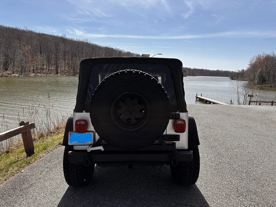 2005 Jeep TJ Wrangler - Image 12 of 31