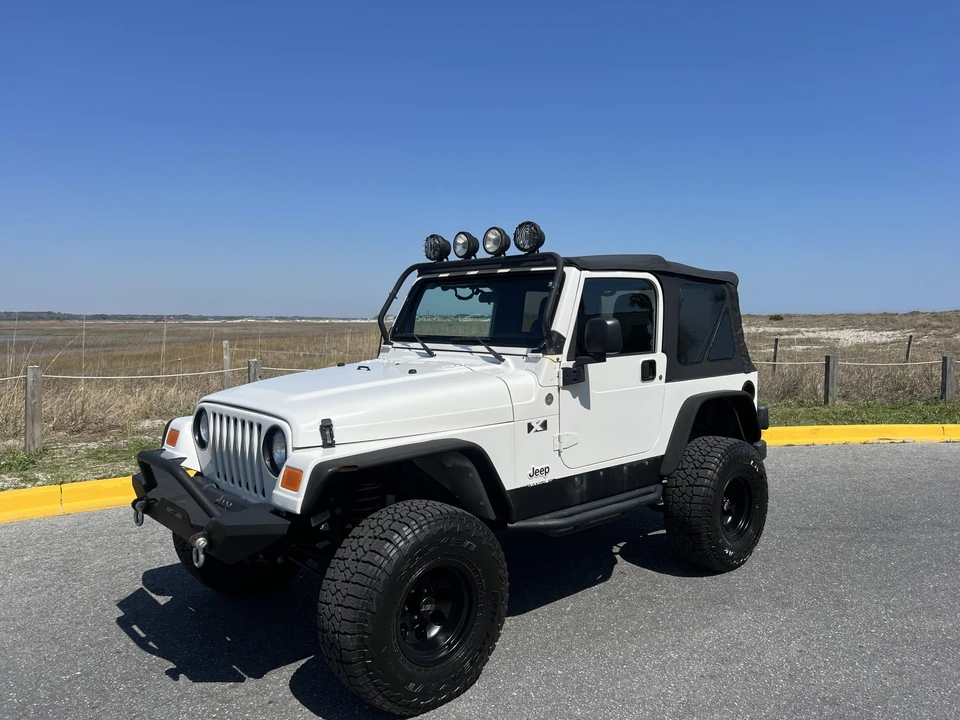 2005 Jeep TJ Wrangler - Image 10 of 31