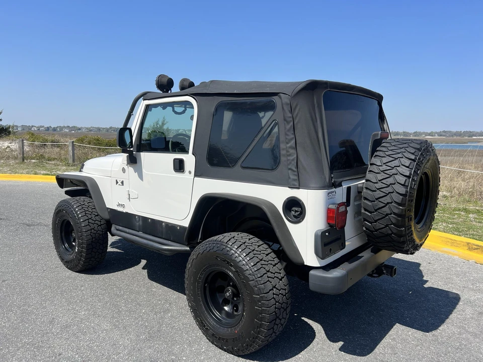 2005 Jeep TJ Wrangler - Image 11 of 31