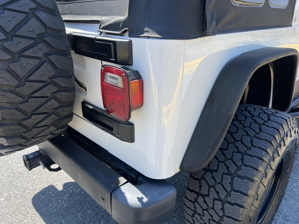 2005 Jeep TJ Wrangler - Image 25 of 31