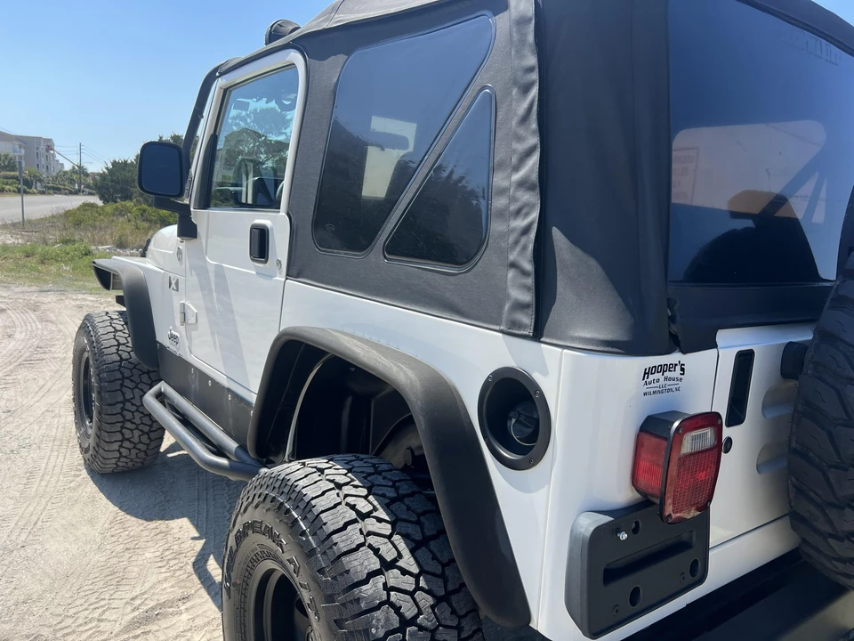 2005 Jeep TJ Wrangler - Image 12 of 31