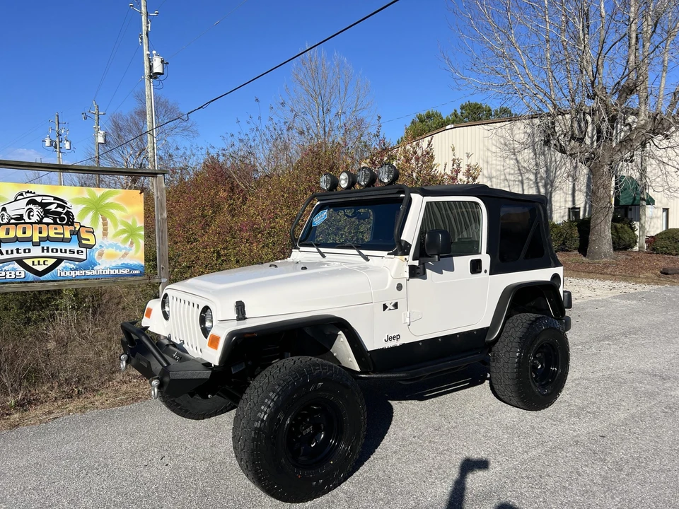 2005 Jeep TJ Wrangler - Image 2 of 31