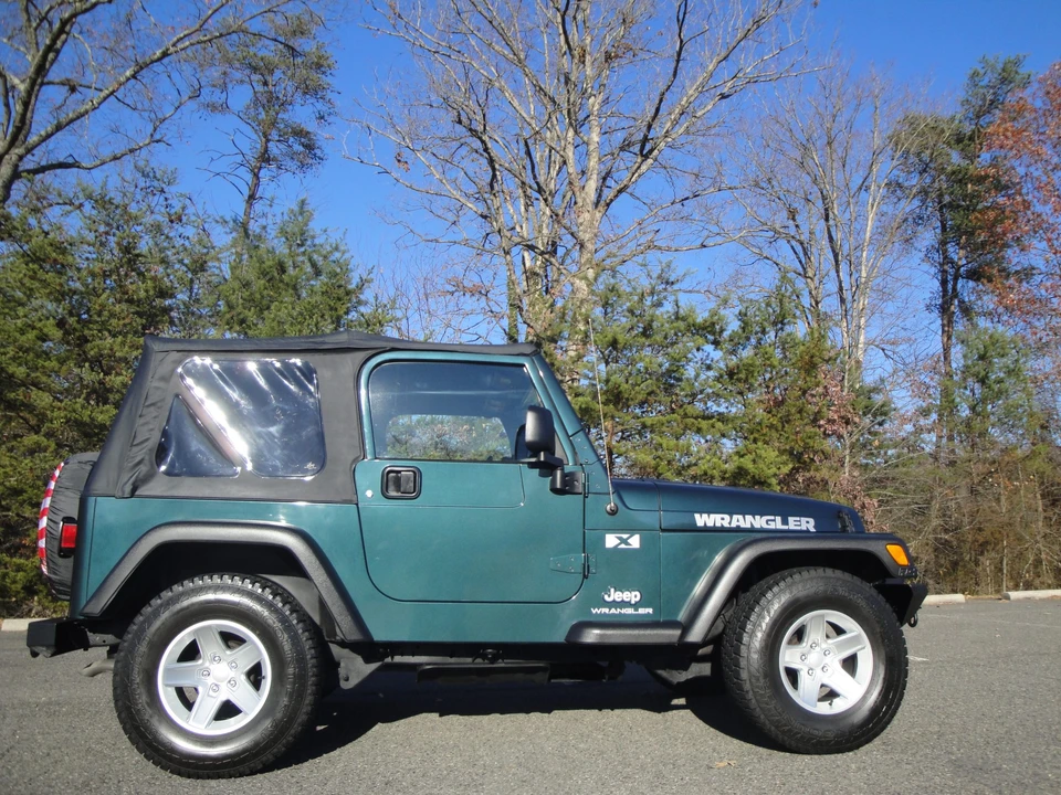 2005 Jeep TJ Wrangler - Image 9 of 31