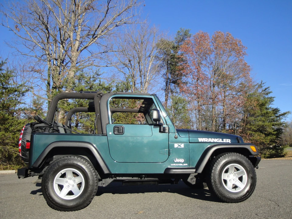 2005 Jeep TJ Wrangler - Image 26 of 31