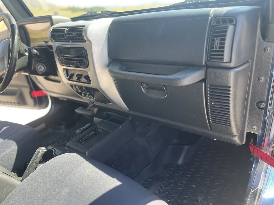 2005 Jeep TJ Wrangler - Image 10 of 21