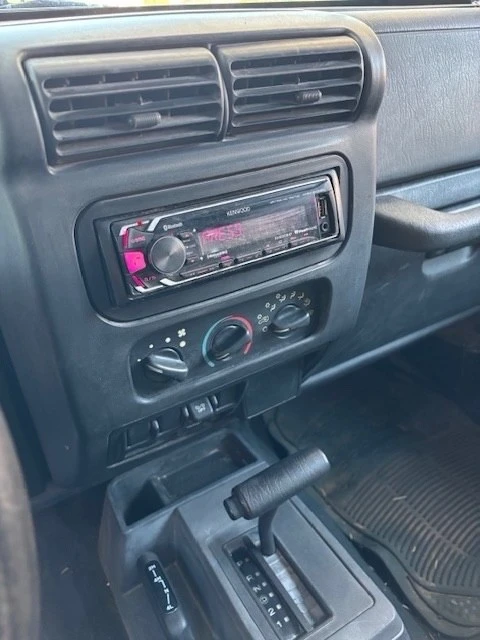 2005 Jeep TJ Wrangler - Image 7 of 9