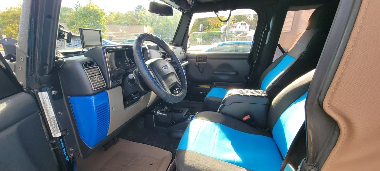 2005 Jeep TJ Wrangler - Image 11 of 21