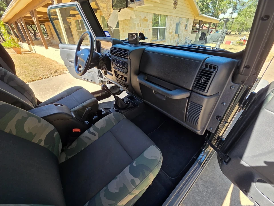 2005 Jeep TJ Wrangler - Image 9 of 21