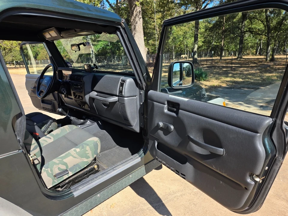 2005 Jeep TJ Wrangler - Image 11 of 21