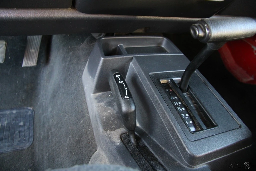 2005 Jeep TJ Wrangler - Image 19 of 21
