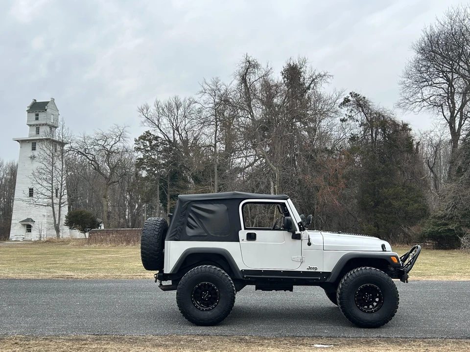 2005 Jeep TJ Wrangler - Image 15 of 31