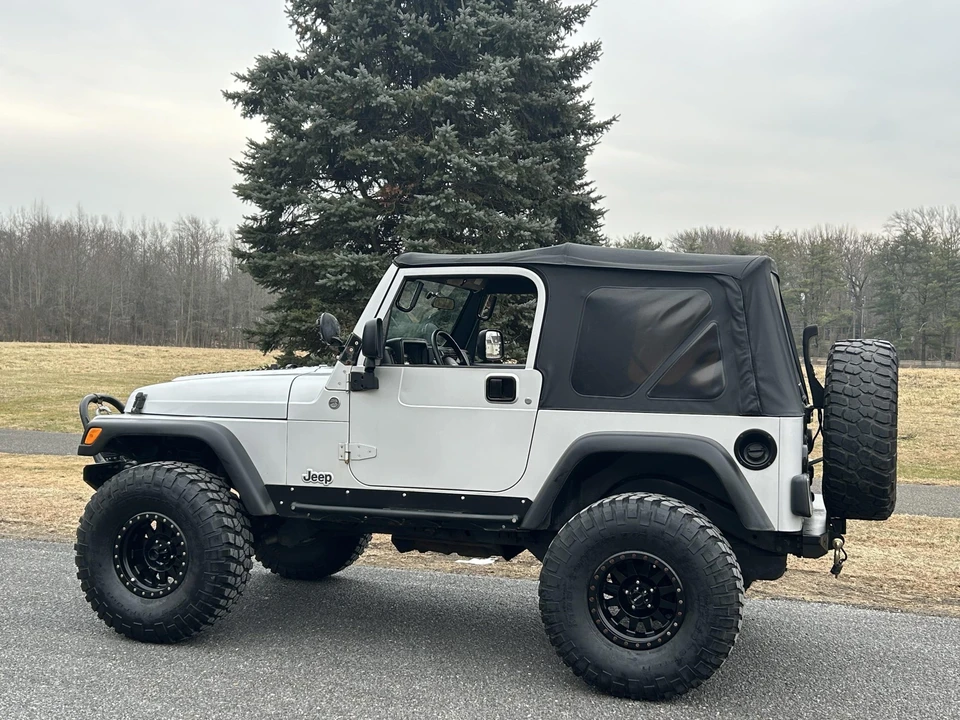 2005 Jeep TJ Wrangler - Image 22 of 31