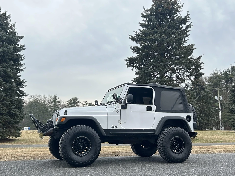 2005 Jeep TJ Wrangler - Image 25 of 31