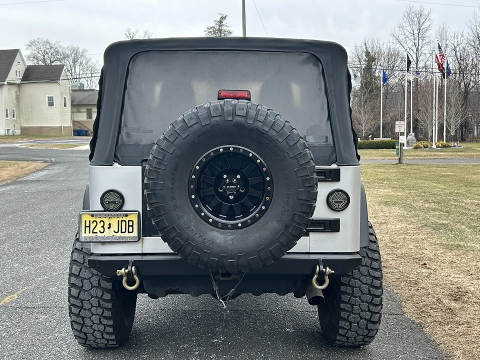 2005 Jeep TJ Wrangler - Image 20 of 31