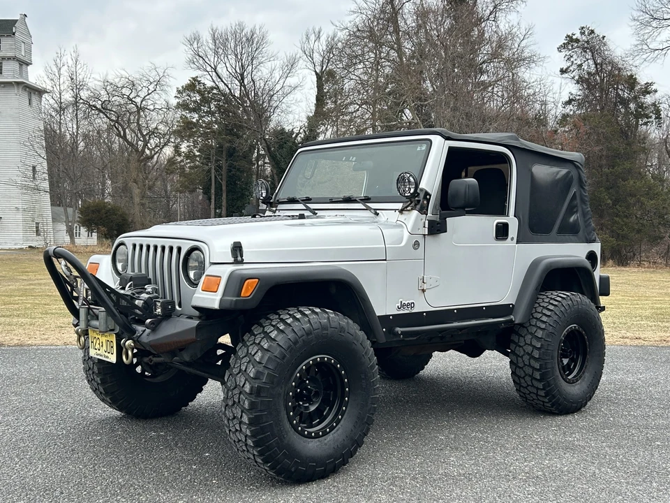 2005 Jeep TJ Wrangler - Image 2 of 31