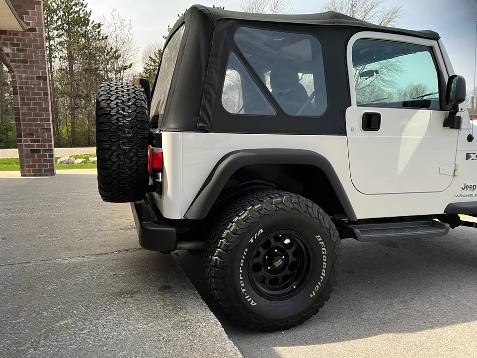 2005 Jeep TJ Wrangler - Image 21 of 31