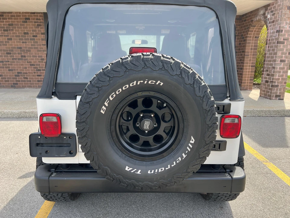 2005 Jeep TJ Wrangler - Image 12 of 31