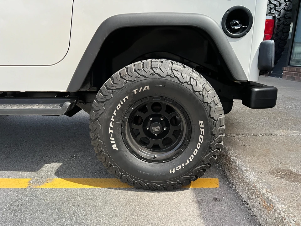 2005 Jeep TJ Wrangler - Image 18 of 31