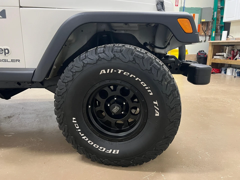 2005 Jeep TJ Wrangler - Image 25 of 31