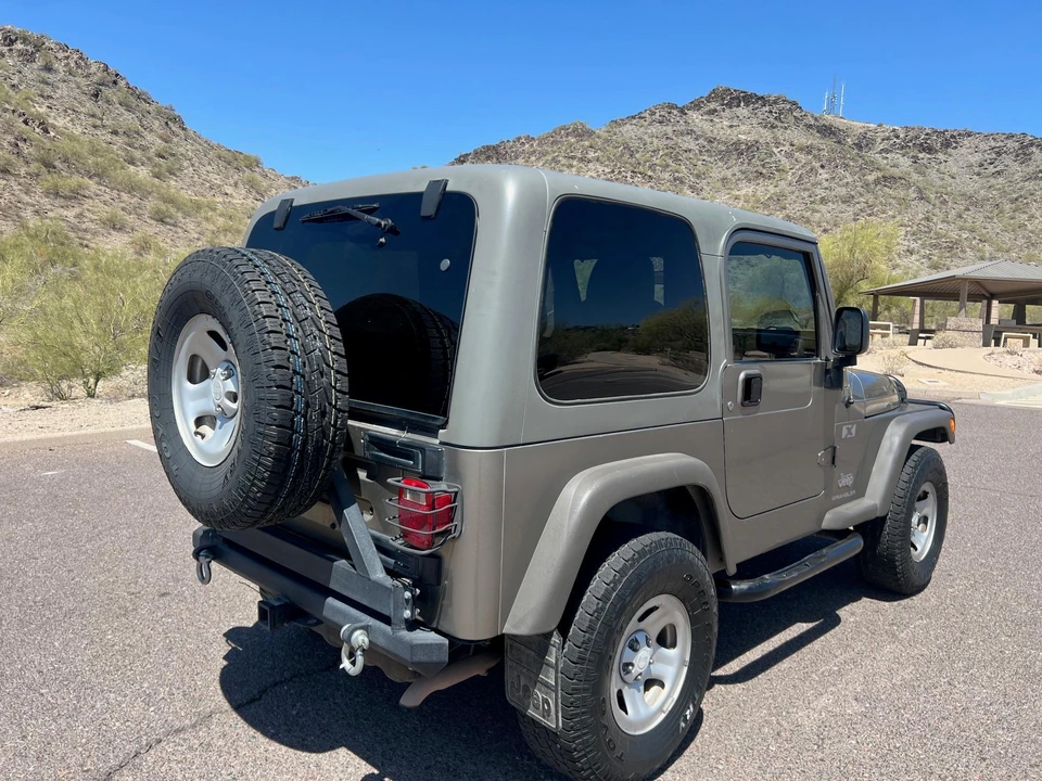 2005 Jeep TJ Wrangler - Image 23 of 31
