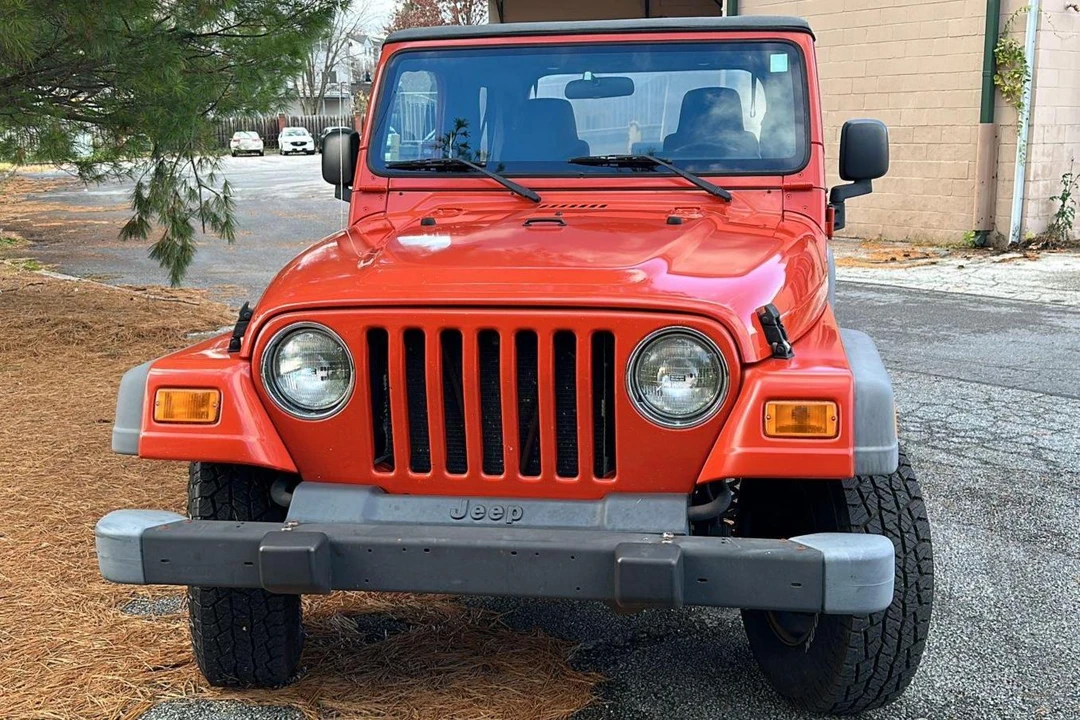 2005 Jeep TJ Wrangler - Image 2 of 31