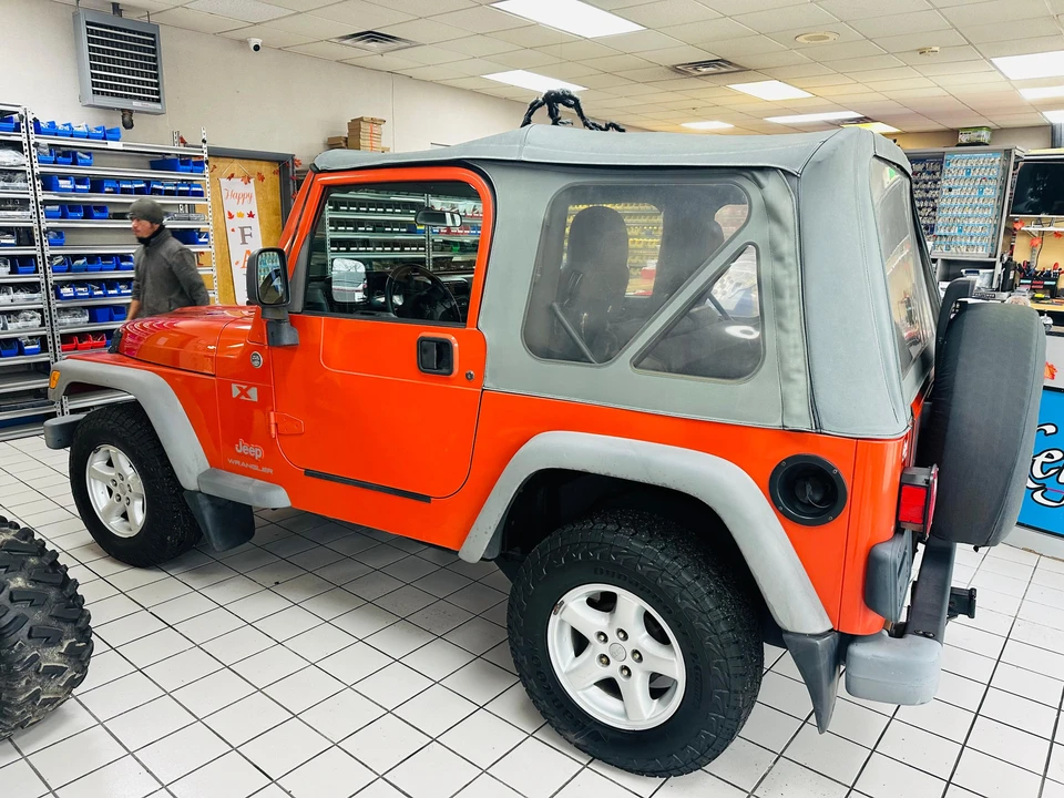 2005 Jeep TJ Wrangler - Image 28 of 31