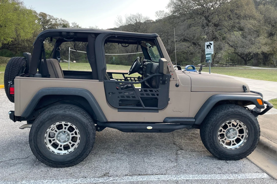 2005 Jeep TJ Wrangler - Image 3 of 31