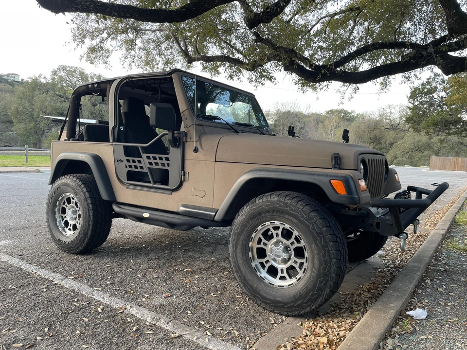 2005 Jeep TJ Wrangler - Image 22 of 31