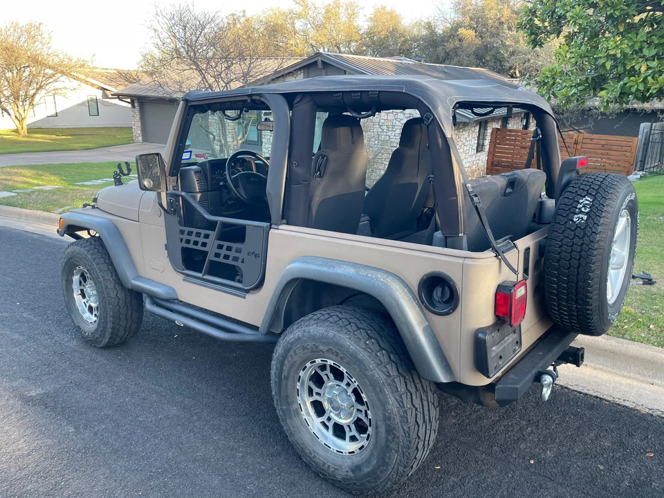 2005 Jeep TJ Wrangler - Image 16 of 31