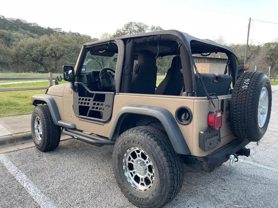 2005 Jeep TJ Wrangler - Image 15 of 31