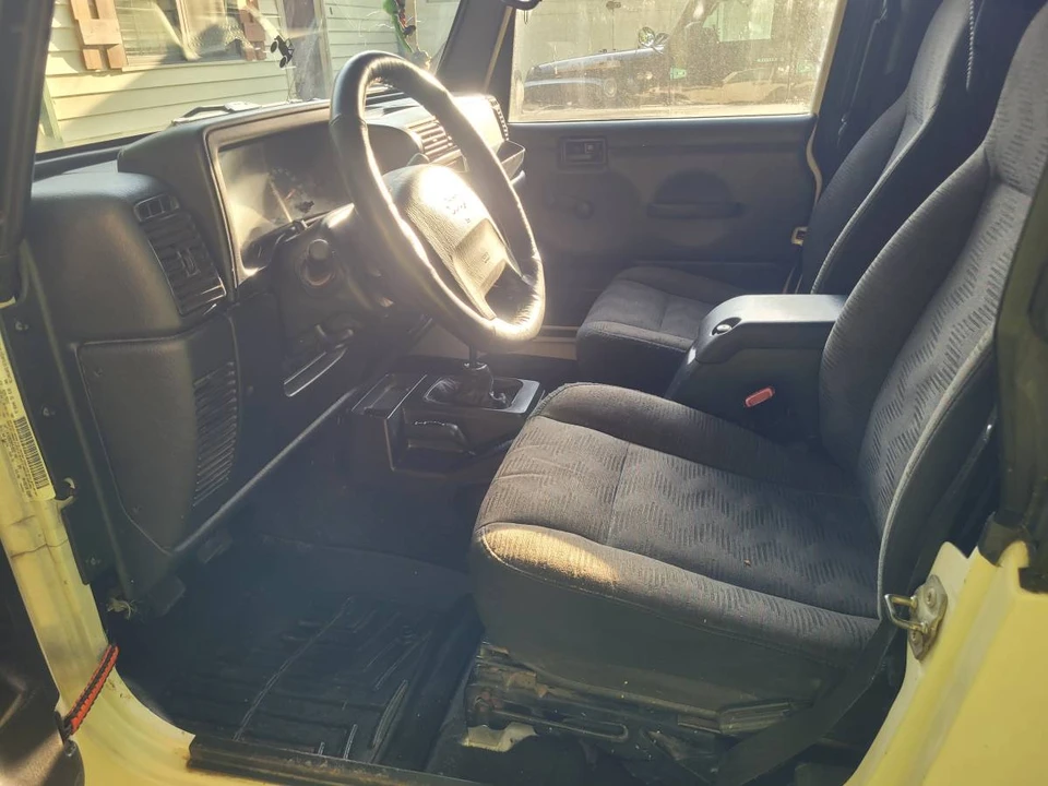 2005 Jeep TJ Wrangler - Image 9 of 9
