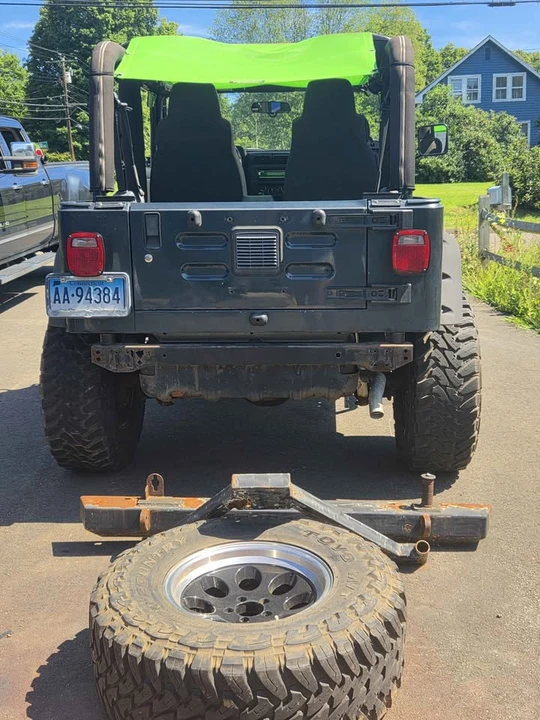 2005 Jeep TJ Wrangler - Image 3 of 10